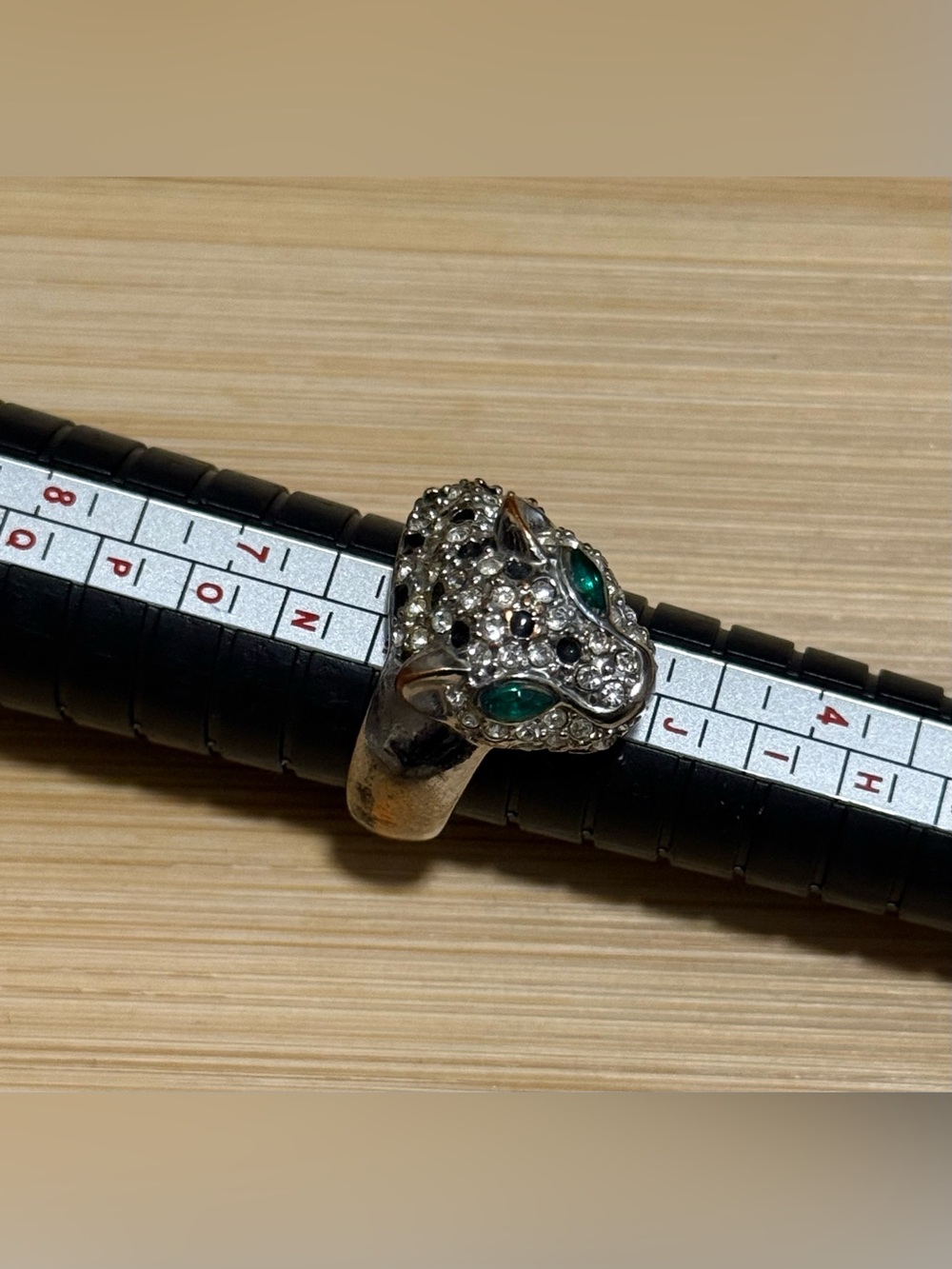 Silver Tone Green-Eye Panther Ring